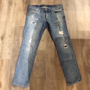 Express Men’s distressed jeans